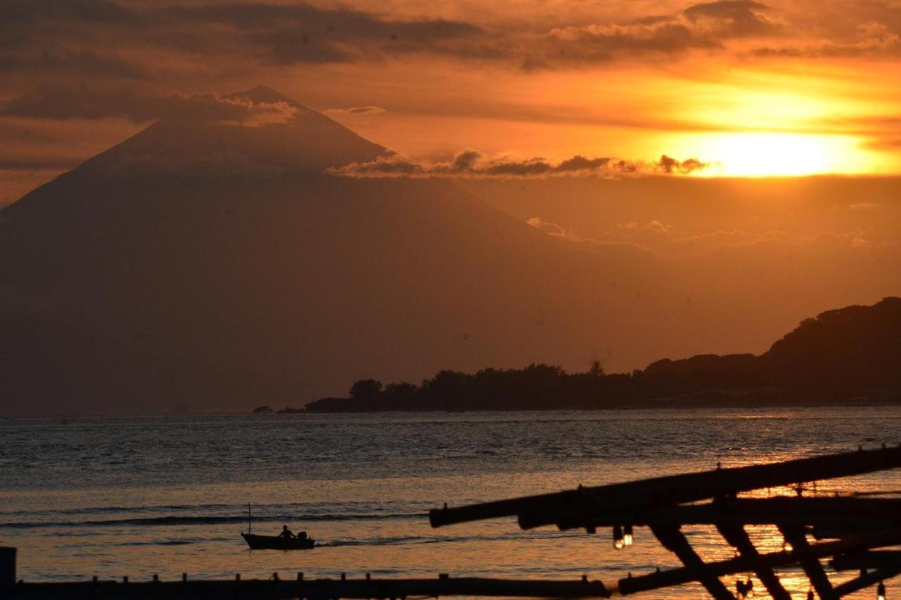 Living Asia Sunset Resort Gili Air Exterior photo